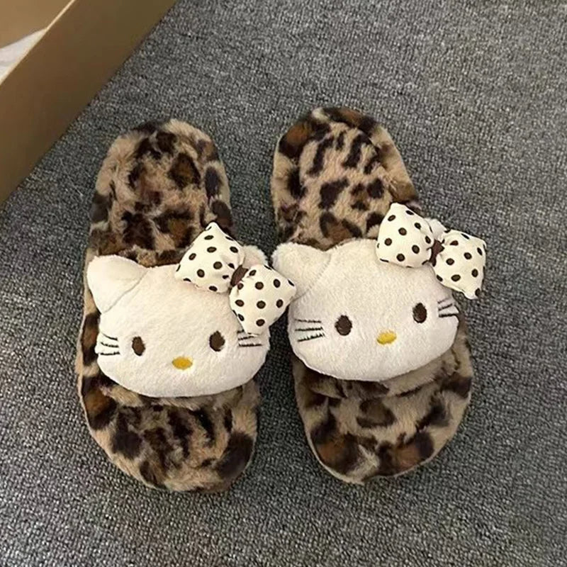 Y2K H. Plyšový pantoflíček Kitty Leopard