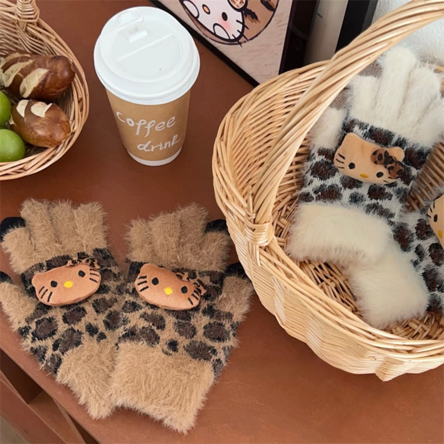 Plyšové rukavice Kitty Leopard – roztomilé větruodolné zimní rukavice pro dívky a studenty