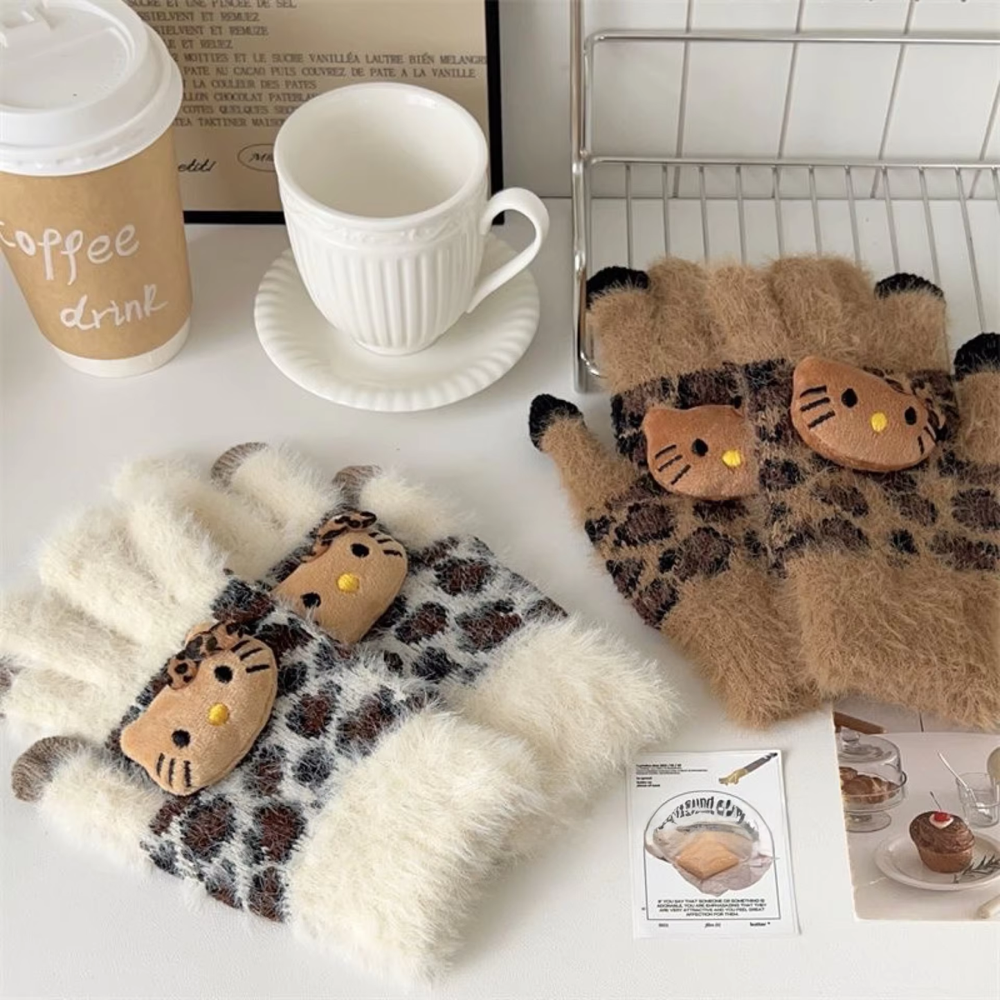 Plyšové rukavice Kitty Leopard – roztomilé větruodolné zimní rukavice pro dívky a studenty