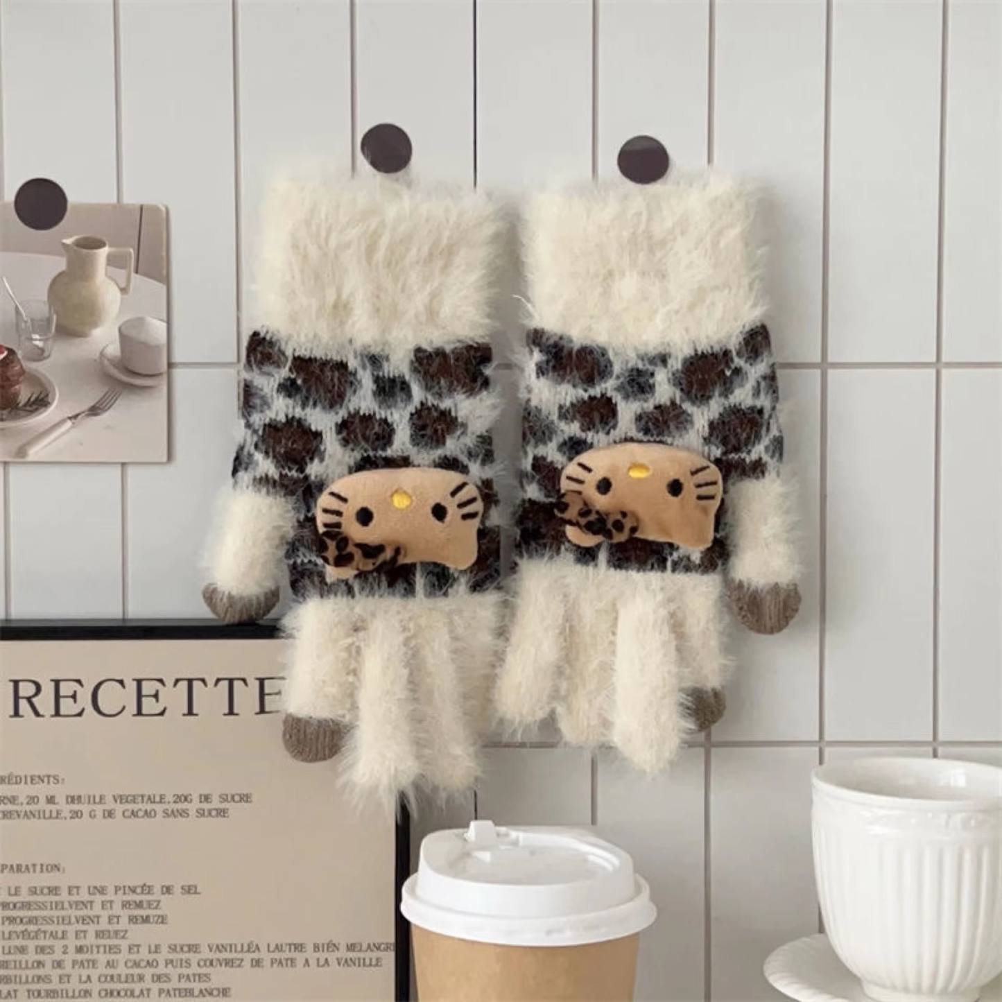 Plyšové rukavice Kitty Leopard – roztomilé větruodolné zimní rukavice pro dívky a studenty