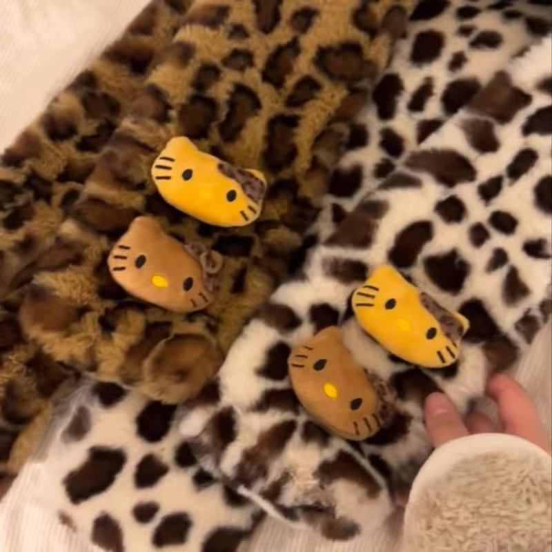 Plyšový šátek Kitty Leopard – roztomilý a trendy zimní doplněk, hřejivý a větru odolný dárek