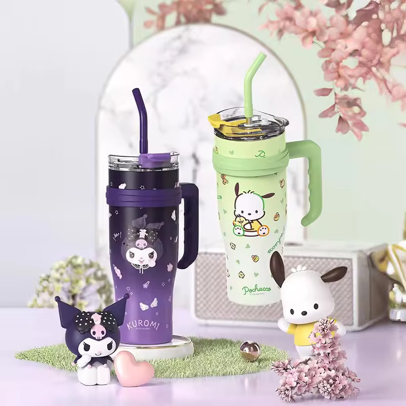 Family Thermos Big MAC Straw Cup – Kitty, Kuromi & Friends