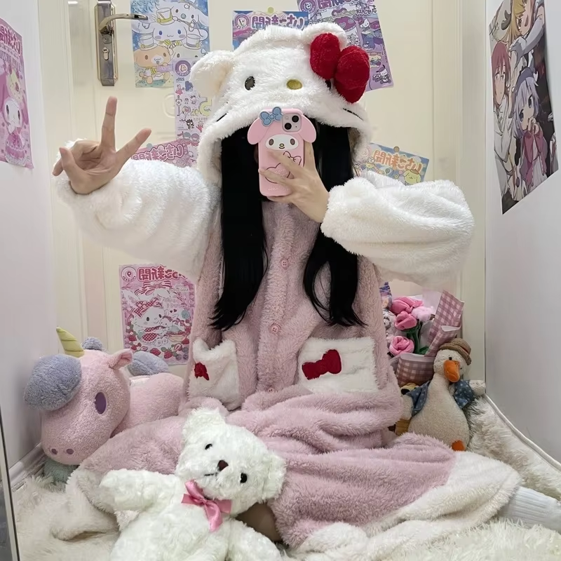 2024 Hello Kitty Coral Velvet Pajamas – Cute Thickened Bathrobe & Long Winter Nightgown Set for Women