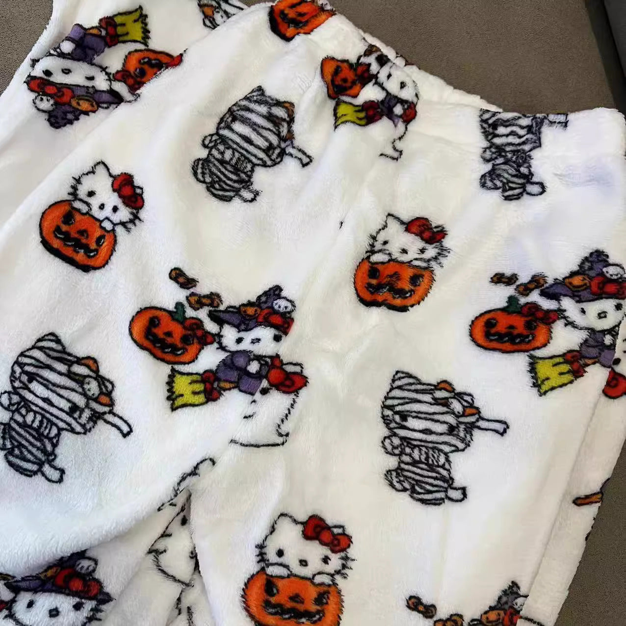 NEW Hello Kitty Halloween Pyjama Pants