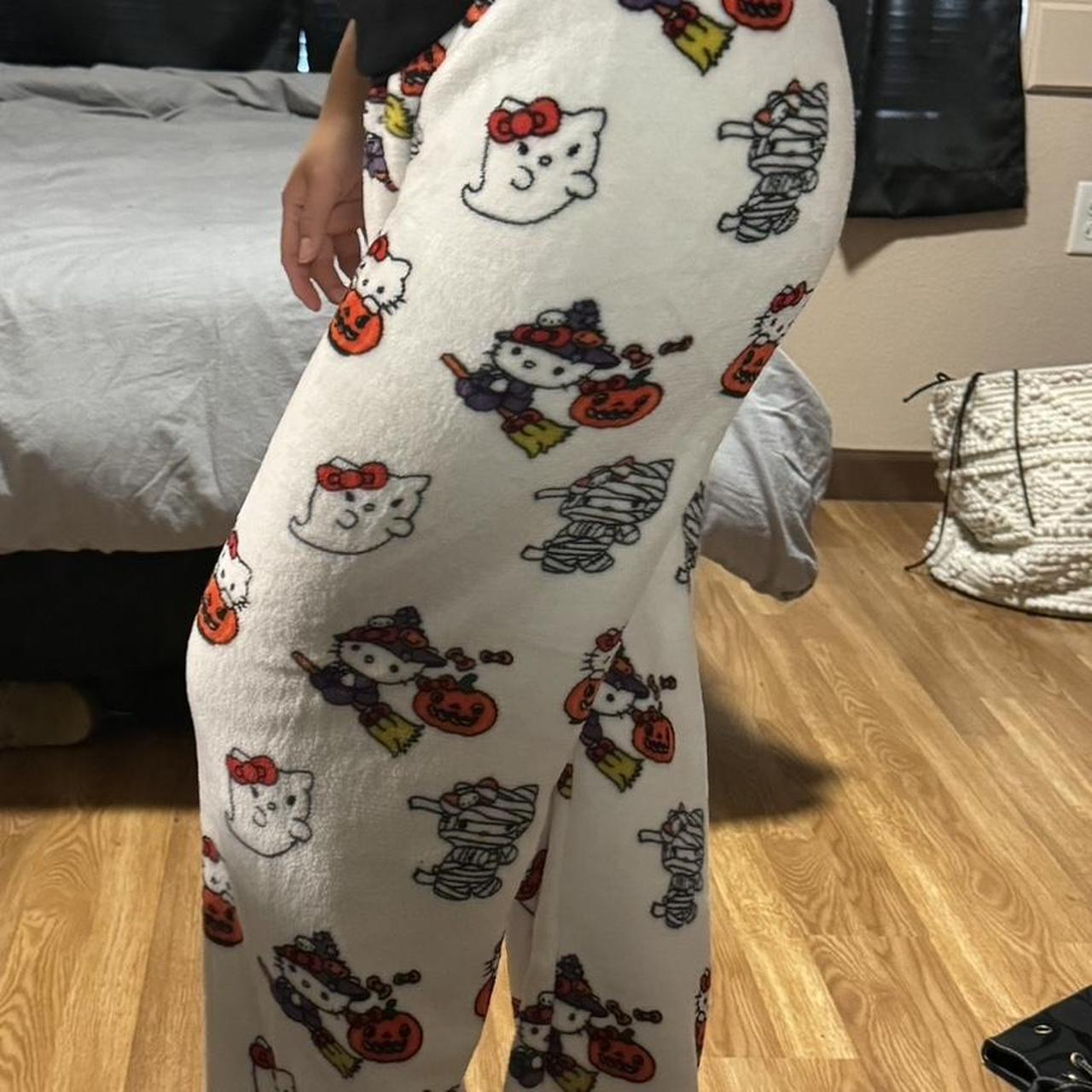 NEW Hello Kitty Halloween Pyjama Pants