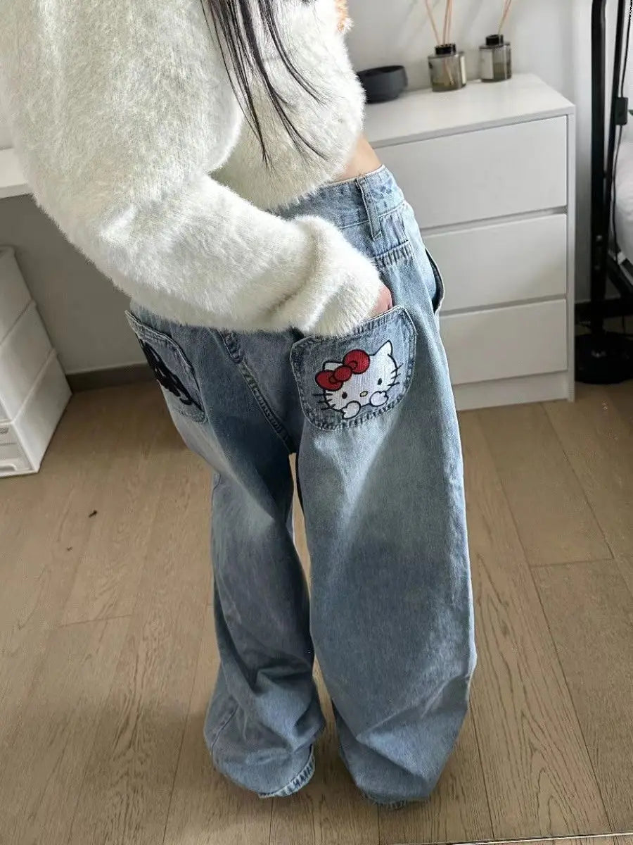 Jeans mit weitem Bein und Hello Kitty-Stickerei – Y2K-Stil