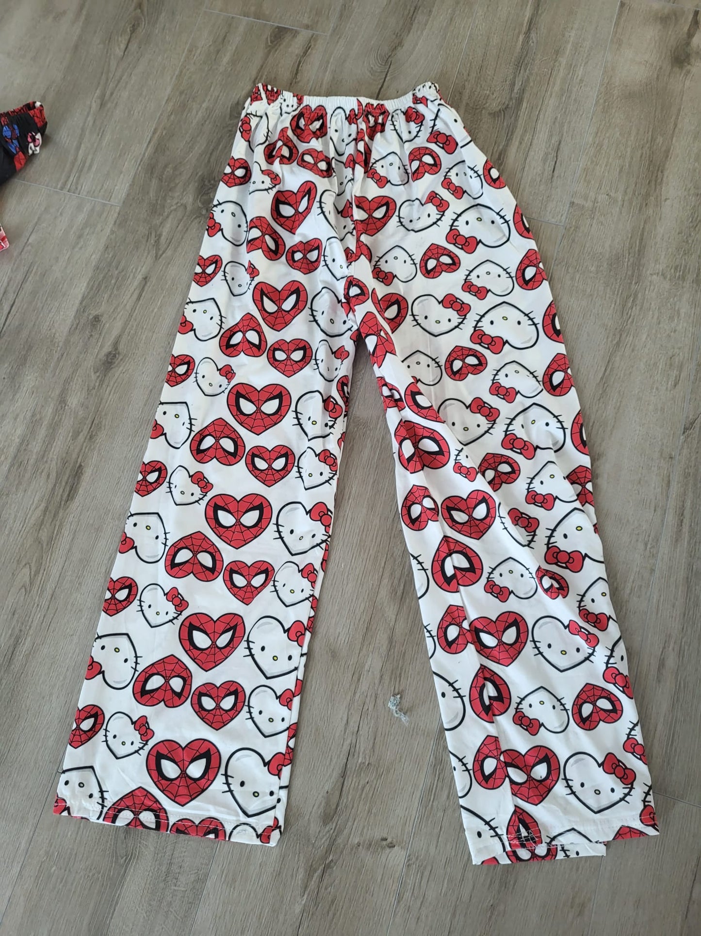 Hello Kitty x Spiderman Pyžamové kalhoty 